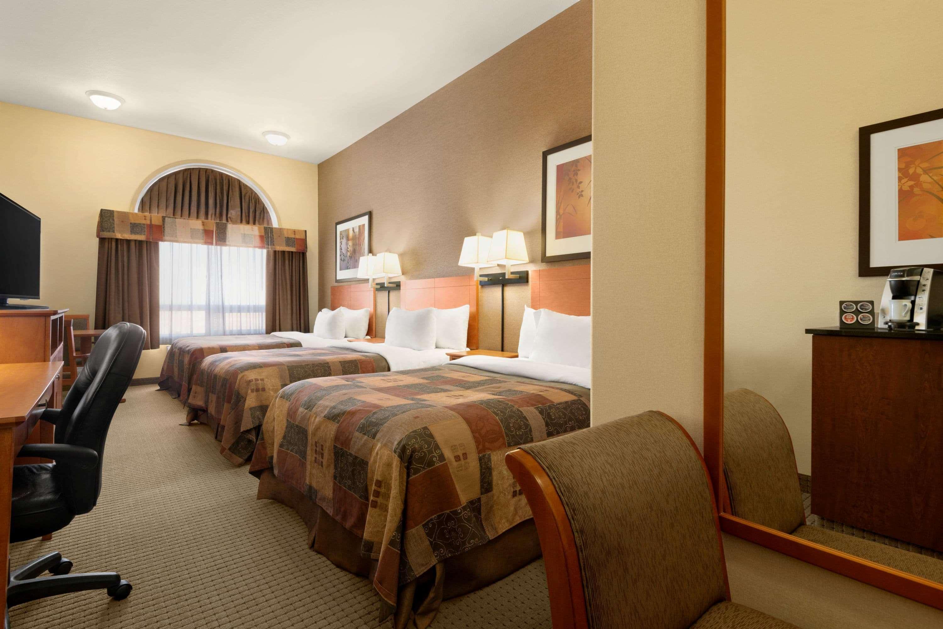 Ramada By Wyndham Drayton Valley Extérieur photo