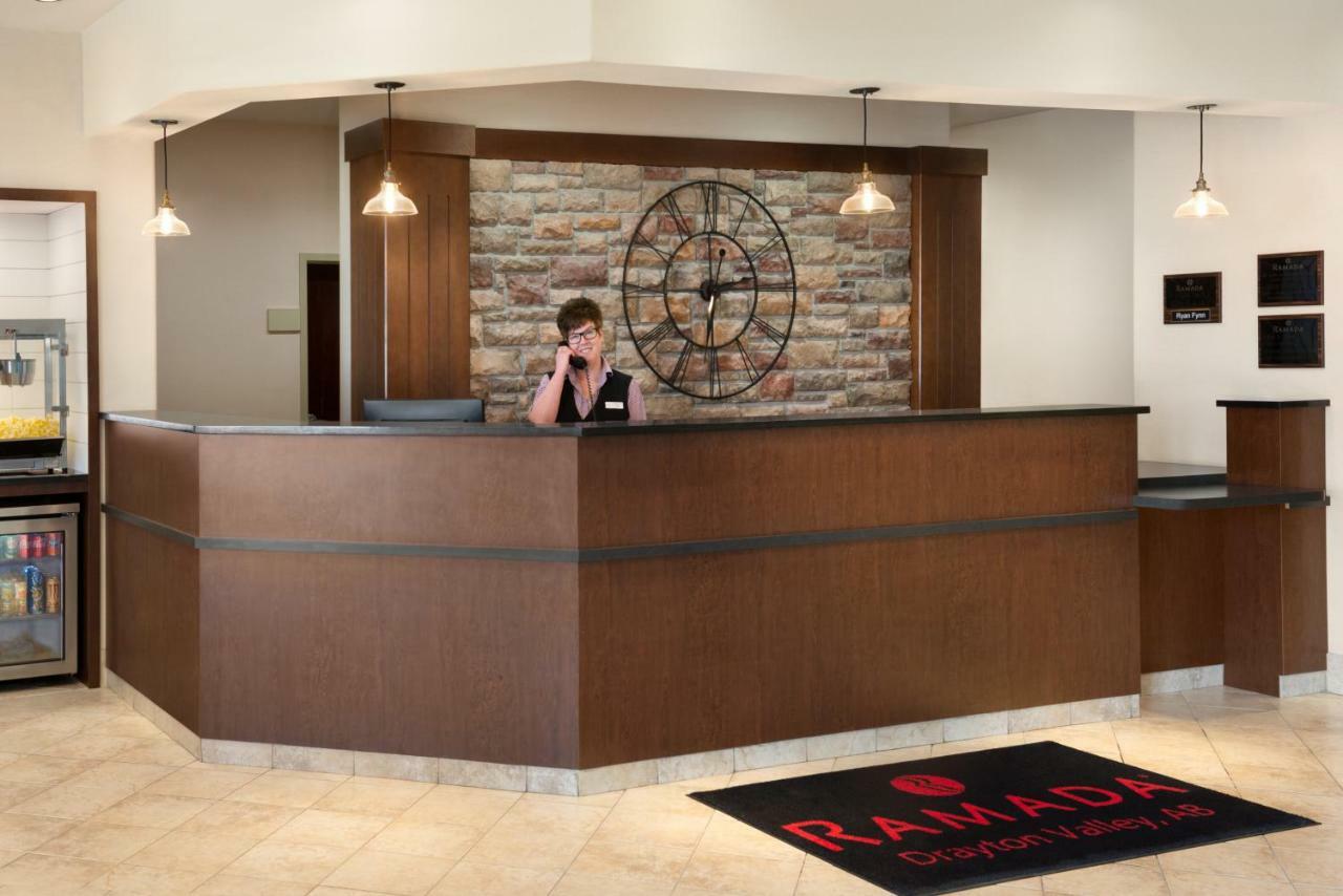 Ramada By Wyndham Drayton Valley Extérieur photo